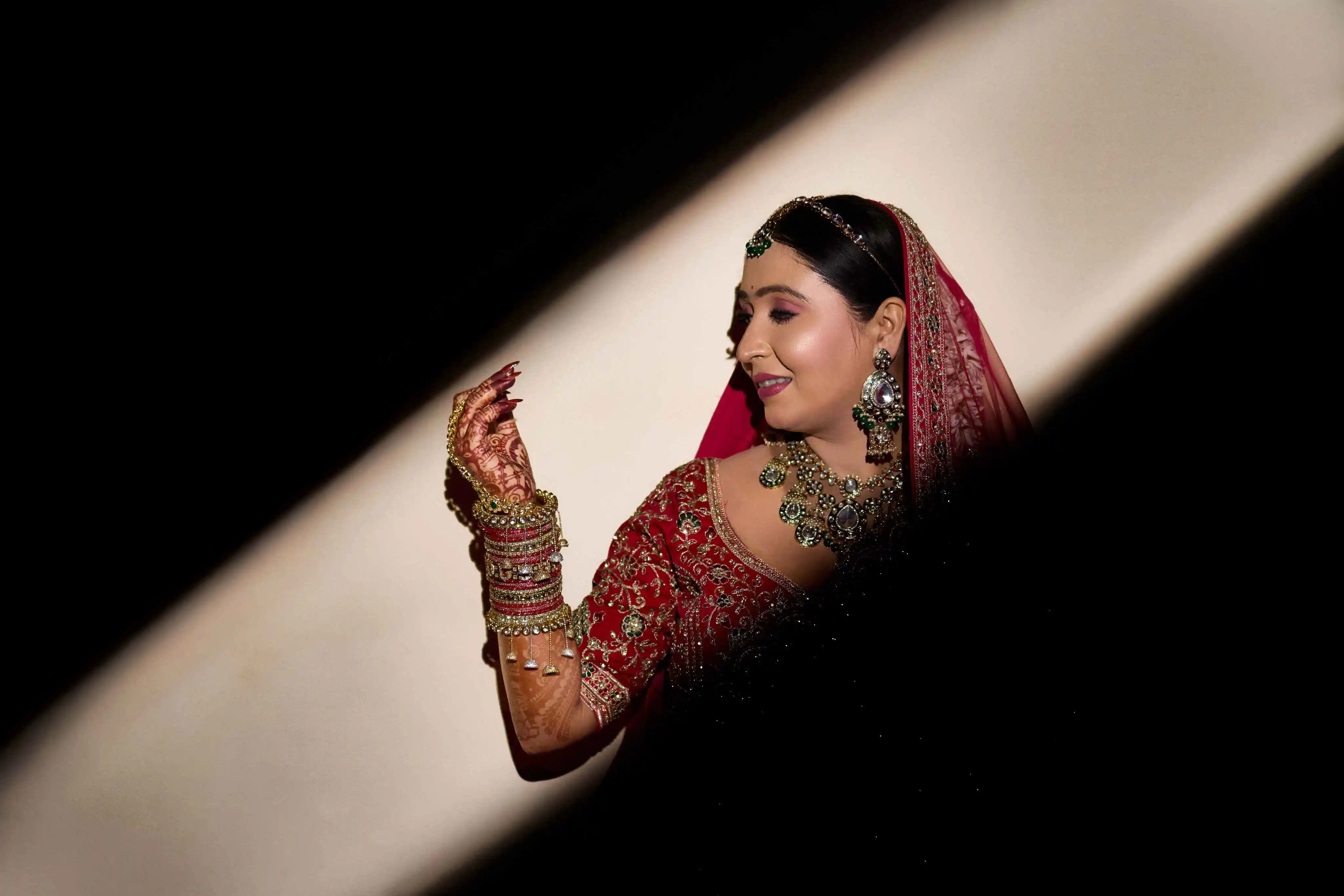 Best wedding photography in Varanasi — romantic couple portrait by The WeddingShoot